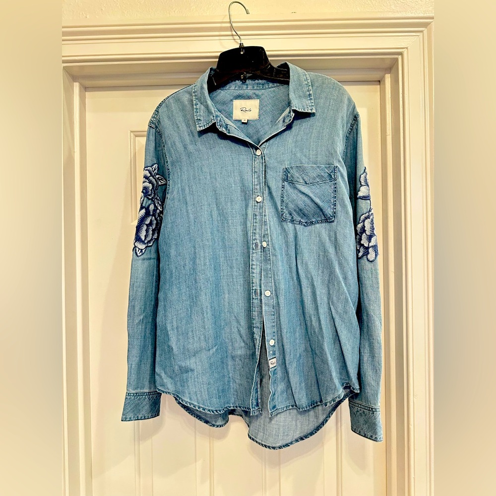 RAILS DENIM SHIRT SIZE MEDIUM